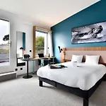 Hotel Ibis Styles Centre Port 3*