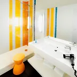 Ibis Styles Centre Port 3* Brest