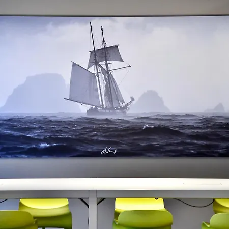 Ibis Styles Centre Port 3*