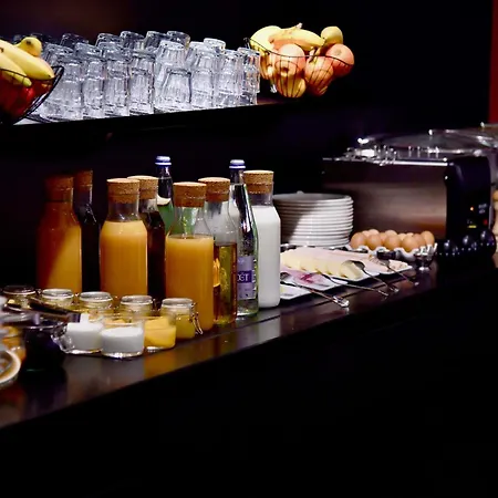 Ibis Styles Centre Port Hotel Brest