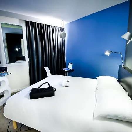 Ibis Styles Centre Port 3* Brest
