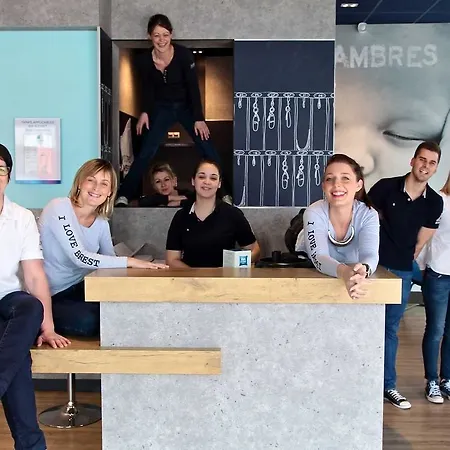 Ibis Styles Centre Port 3*