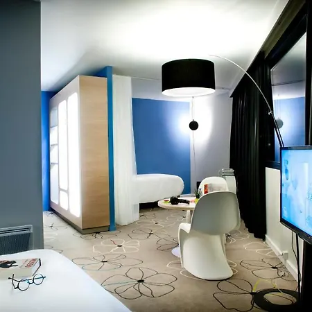 Ibis Styles Centre Port