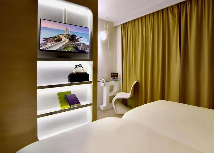 Hotel Ibis Styles Centre Port 3*