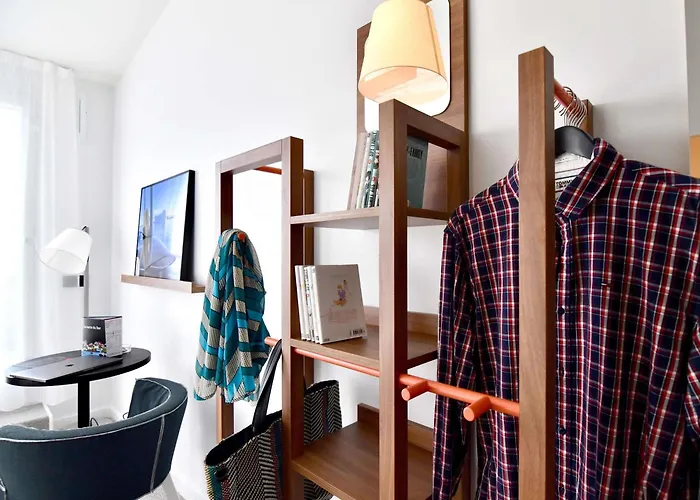 Ibis Styles Centre Port