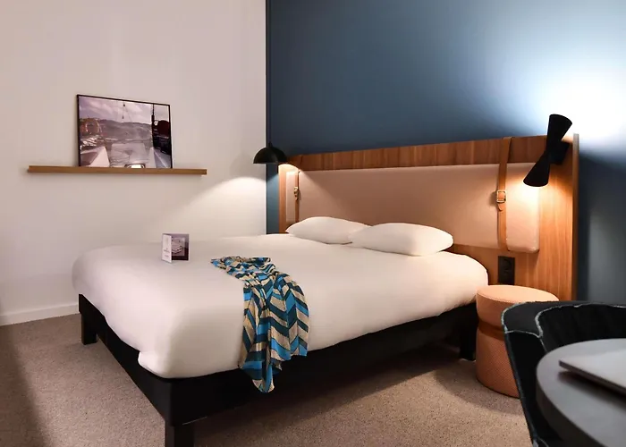 Ibis Styles Centre Port 3* Brest