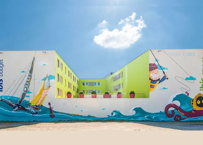 Ibis Styles Centre Port