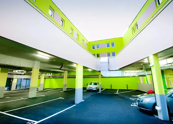 Ibis Styles Centre Port Hotel