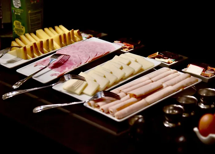 Ibis Styles Centre Port 3*