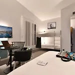 Ibis Styles Centre Port Hotel 3*