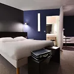 Hotel Ibis Styles Centre Port 3*