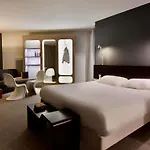 Ibis Styles Centre Port 3*