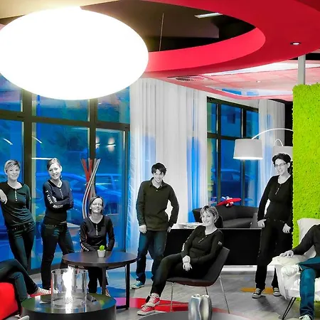 Hotel Ibis Styles Centre Port