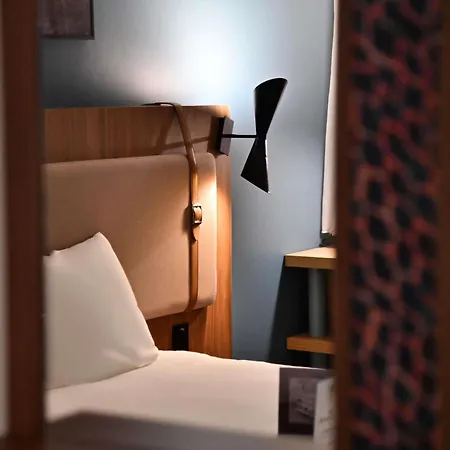 Szálloda Ibis Styles Centre Port 3*