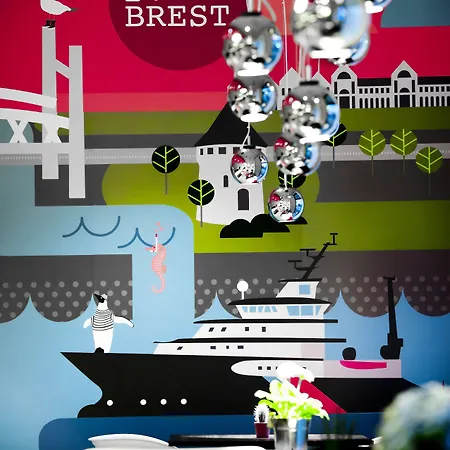 Hotel Ibis Styles Centre Port