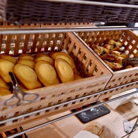 宜必思尚品布雷斯特中心港酒店