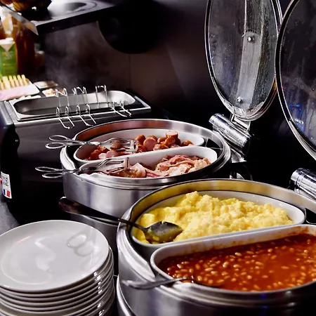 Szálloda Ibis Styles Centre Port 3*