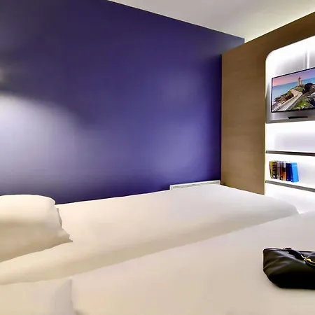 Szálloda Ibis Styles Centre Port