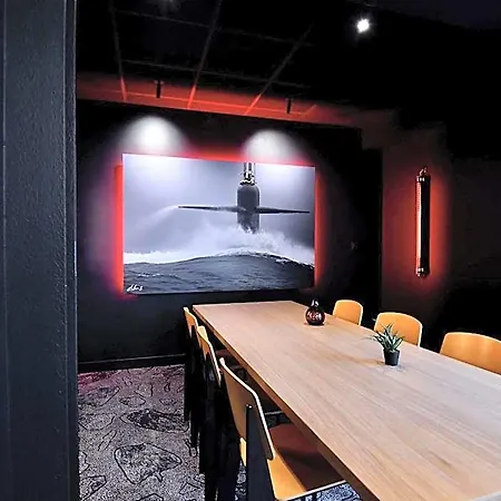 Ibis Styles Centre Port מלון 3*