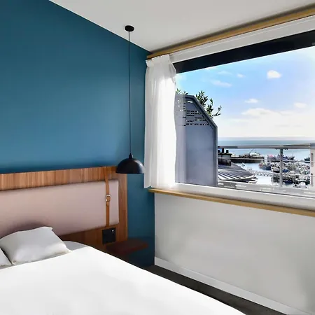 Ibis Styles Centre Port Hotel Brest