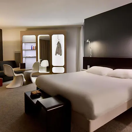 Ibis Styles Centre Port Brest