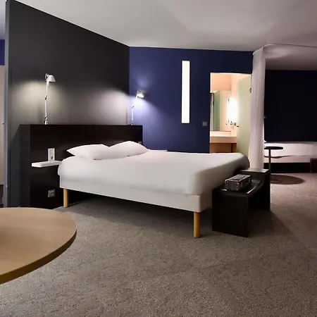 Ibis Styles Centre Port Brest