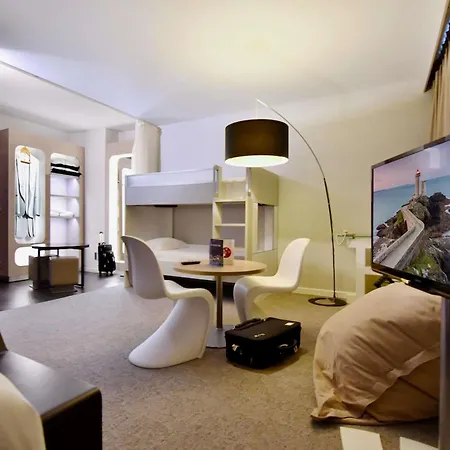 Hotel Ibis Styles Centre Port