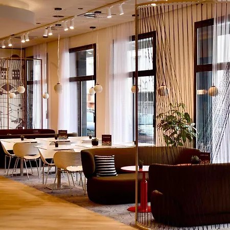 Ibis Styles Centre Port Hotel 3*