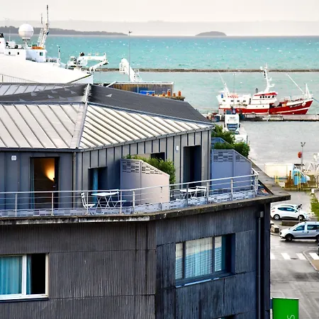 Hotel Ibis Styles Centre Port 3*