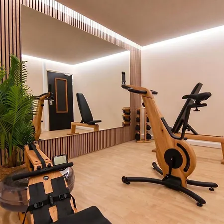 Hotel Ibis Styles Centre Port 3*