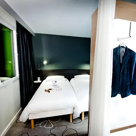 Hotel Ibis Styles Centre Port