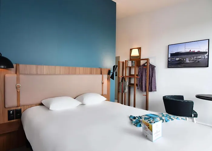 Ibis Styles Centre Port Отель 3*