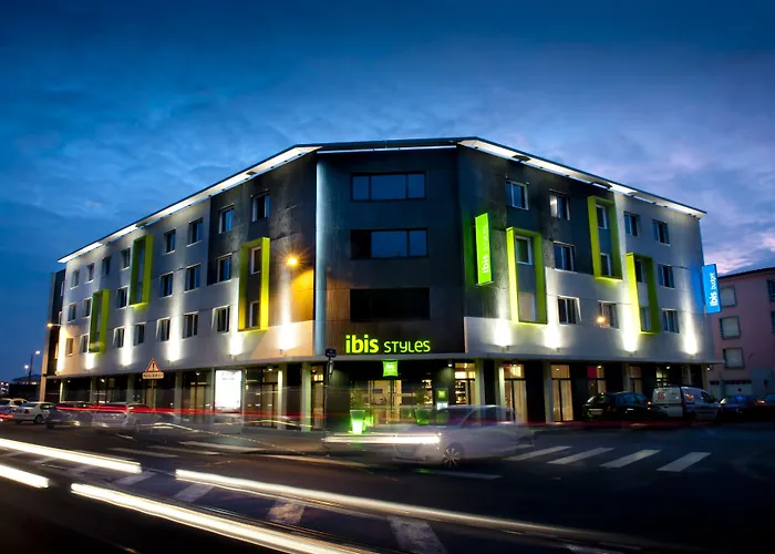 Отель Ibis Styles Centre Port Брест
