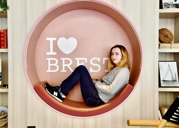 Szálloda Ibis Styles Centre Port 3*