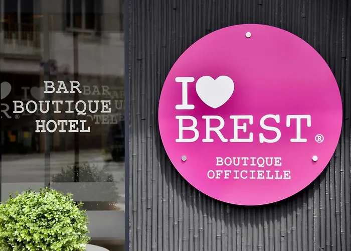 Отель Ibis Styles Centre Port