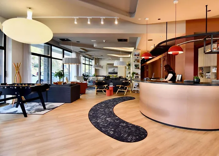 Отель Ibis Styles Centre Port 3*