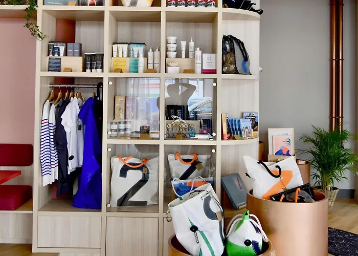 Ibis Styles Centre Port 3* Breszt